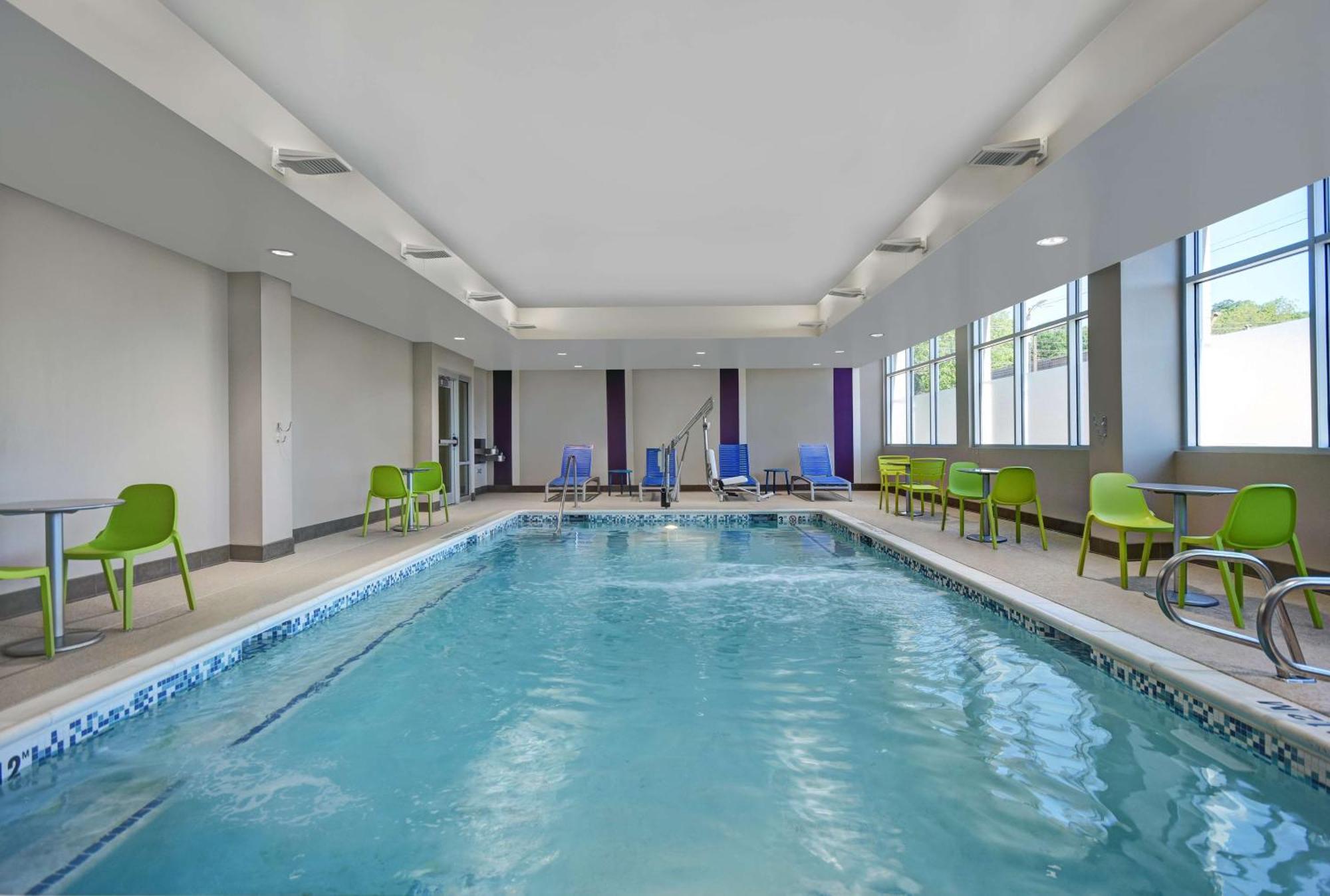 Home2 Suites By Hilton Atlanta Airport North คอลเลจพาร์ค ภายนอก รูปภาพ