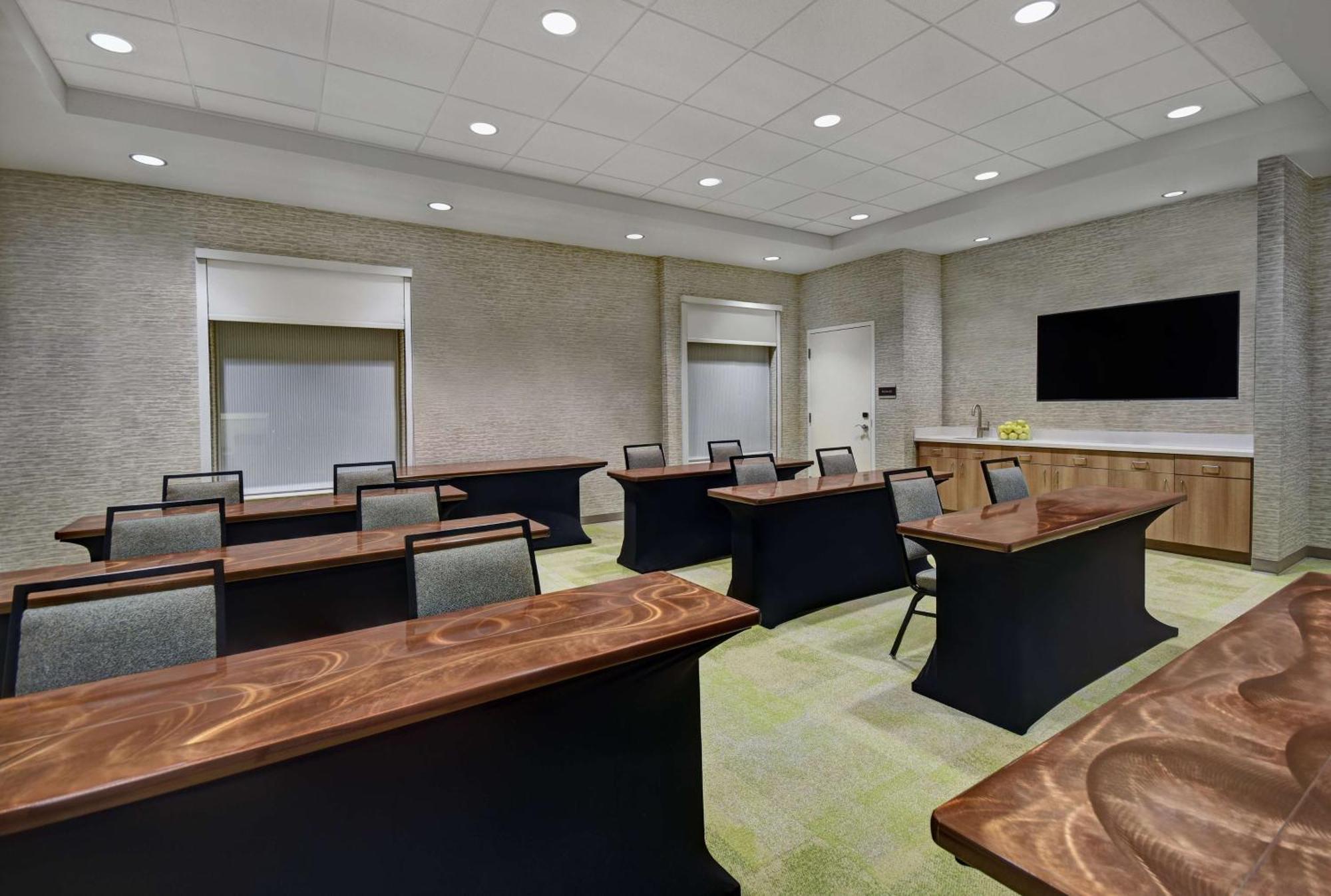 Home2 Suites By Hilton Atlanta Airport North คอลเลจพาร์ค ภายนอก รูปภาพ