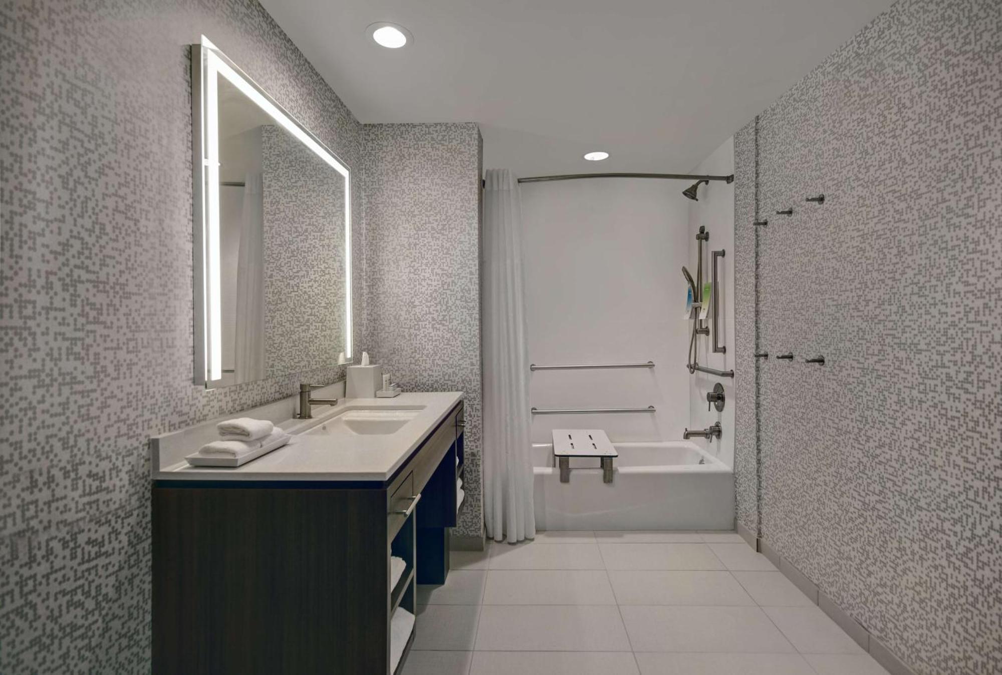Home2 Suites By Hilton Atlanta Airport North คอลเลจพาร์ค ภายนอก รูปภาพ