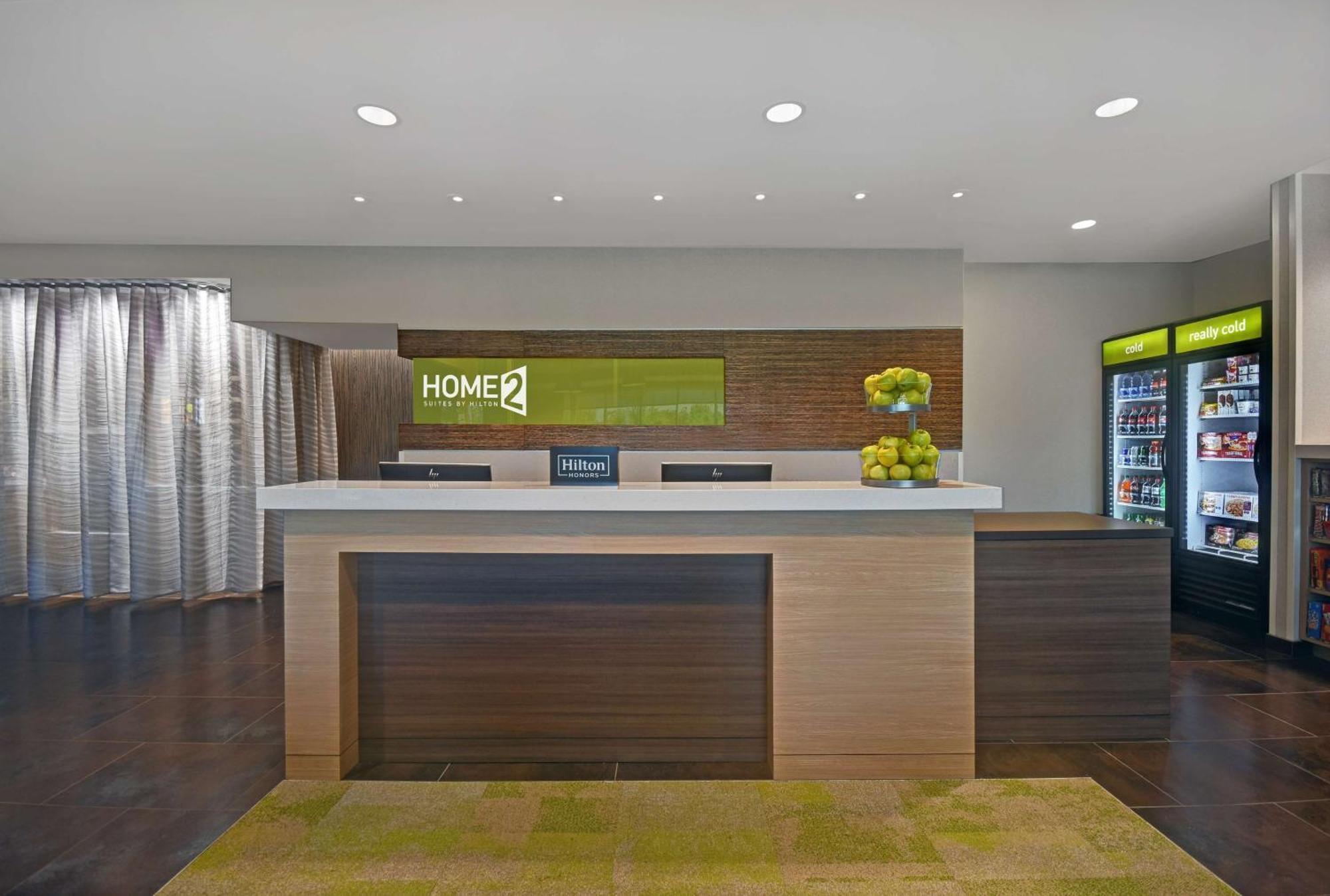 Home2 Suites By Hilton Atlanta Airport North คอลเลจพาร์ค ภายนอก รูปภาพ