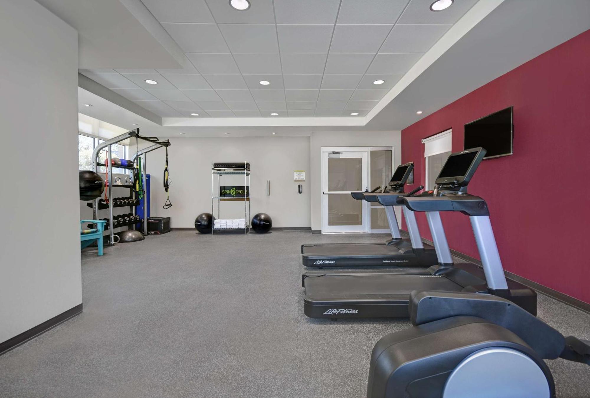 Home2 Suites By Hilton Atlanta Airport North คอลเลจพาร์ค ภายนอก รูปภาพ